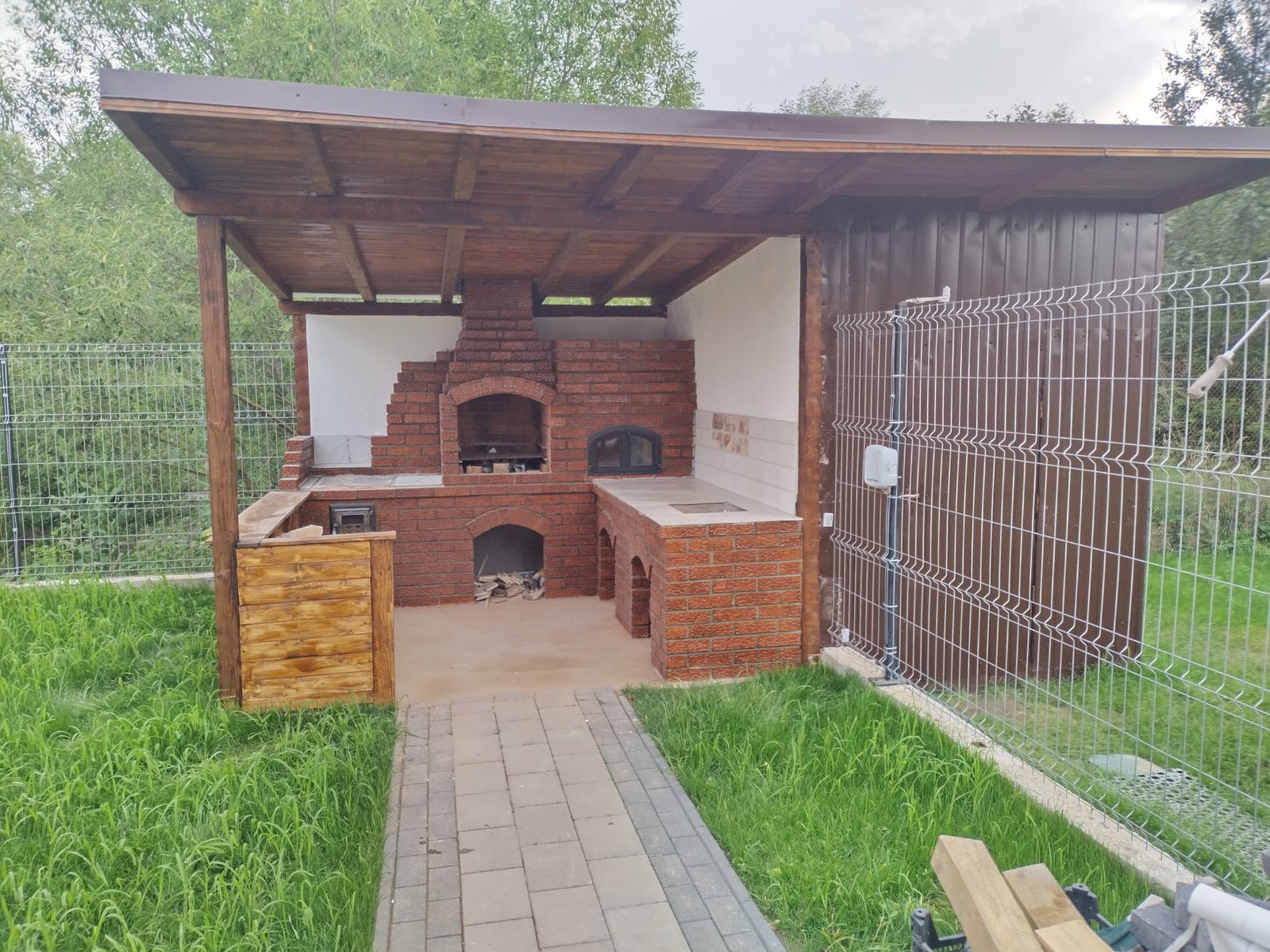 Meseriași gratare — lucrare 2 în Avrig